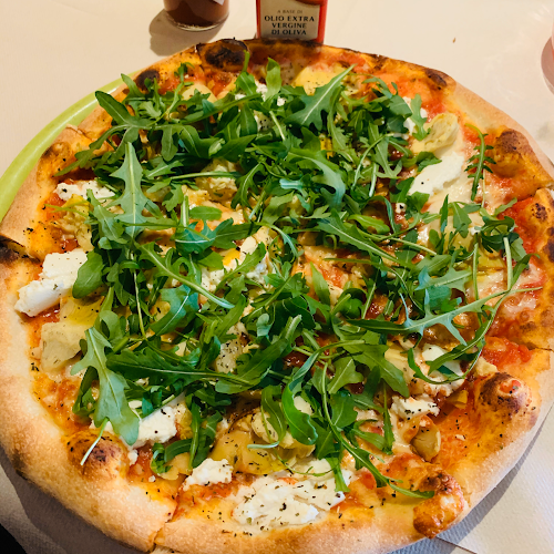 Pizzeria Caputo - Gastronomie und Hotellerie