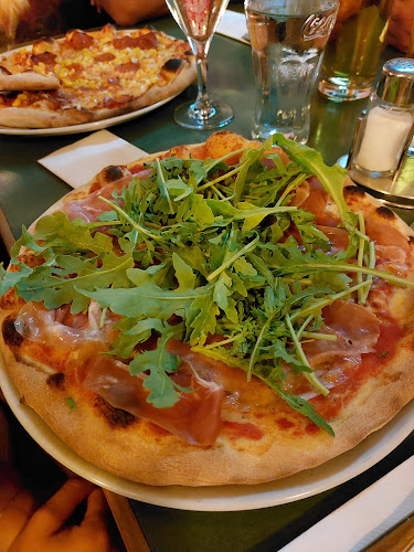 Opinii despre Pizzeria Caputo Lido Klopeinersee în St. Kanzian am Klopeiner See - Gastronomie und Hotellerie