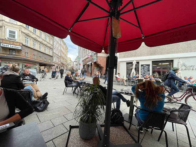 WEIN & CO Salzburg Platzl – Weinbar & Shop - Gastronomie und Hotellerie