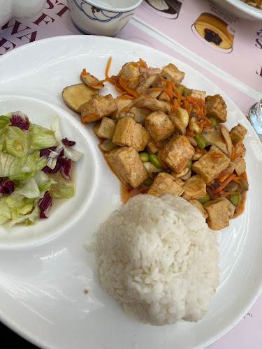 Plus-Kauf-Straße 7, 4061 Pasching