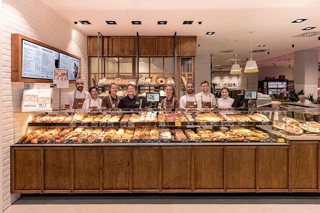 Opinii despre Ströck - Donau Zentrum în Wien - Gastronomie und Hotellerie