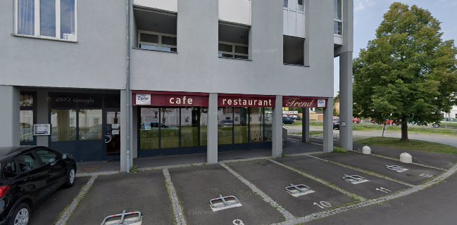 Cafe-Restaurant Trend