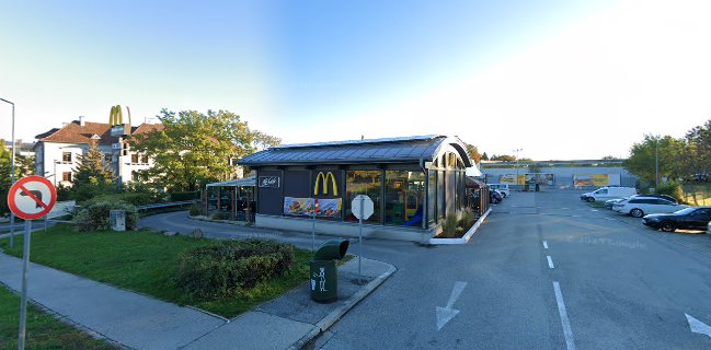 Opinii despre McDonald's Neunkirchen în Neunkirchen - Gastronomie und Hotellerie