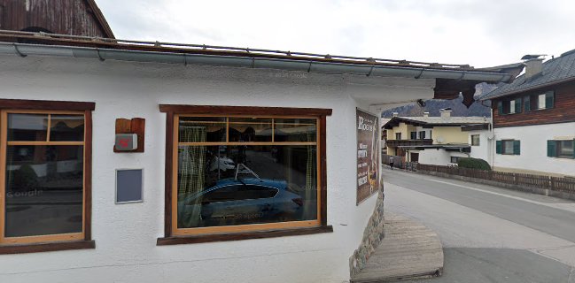 Rogis Cafe - Bar - Pub